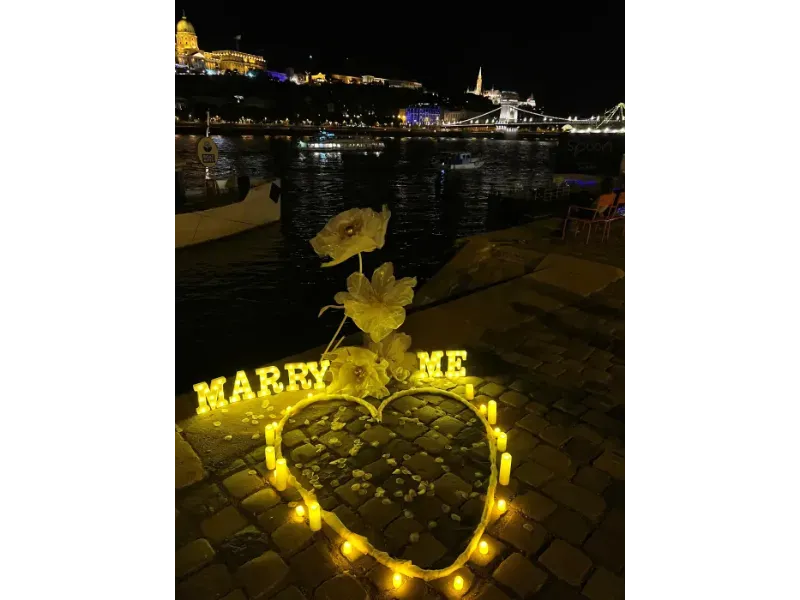 Meglepetés lánykérés